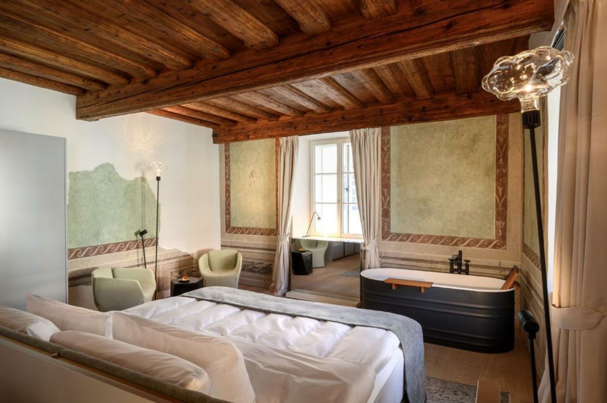 Zlata Ladjica Boutique Hotel