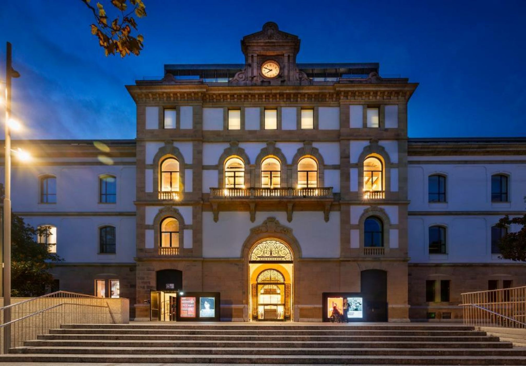 One Shot Tabakalera House