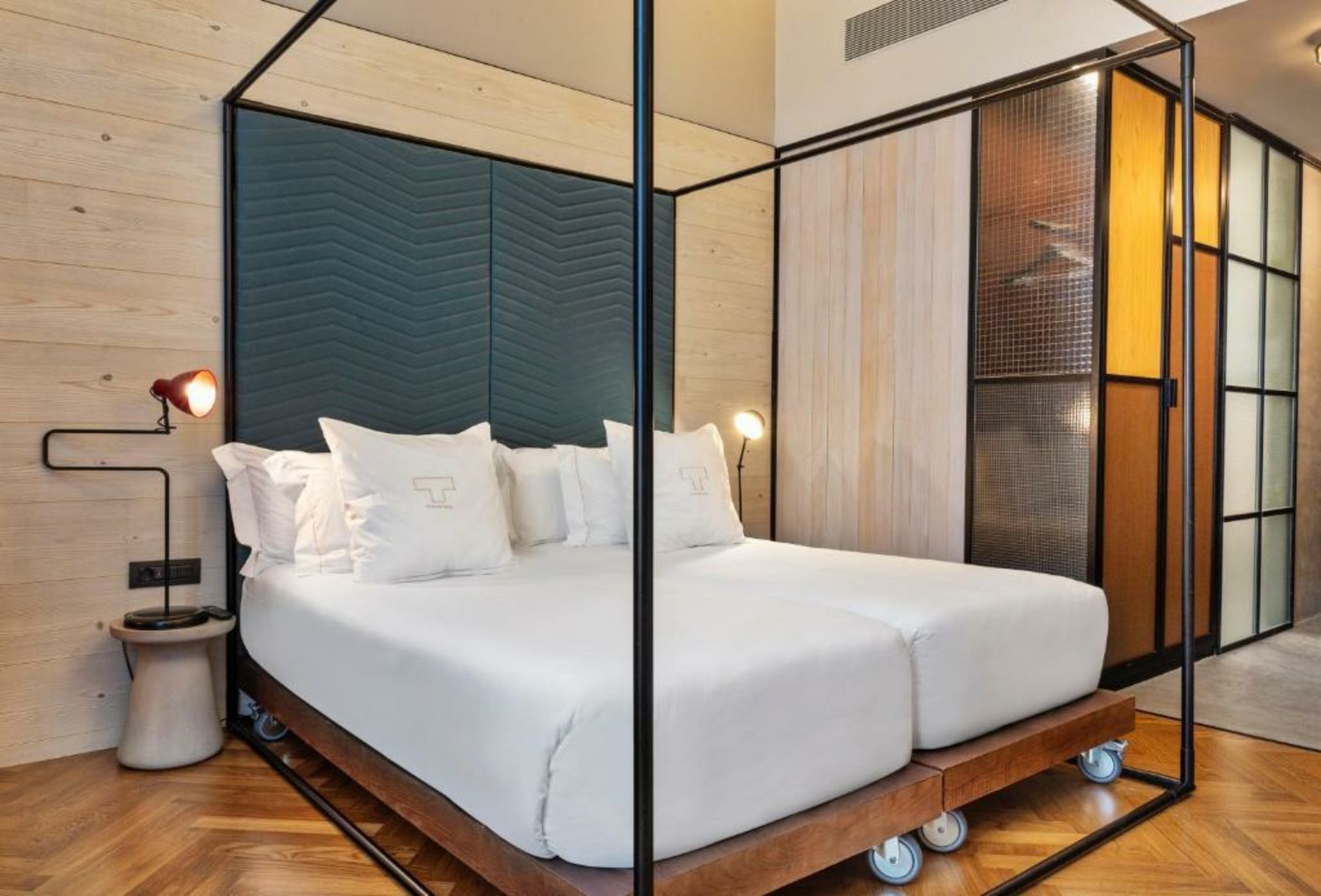 One Shot Tabakalera House