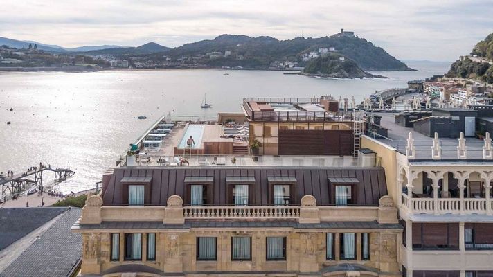 Lasala Plaza Hotel
