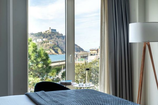 Lasala Plaza Hotel