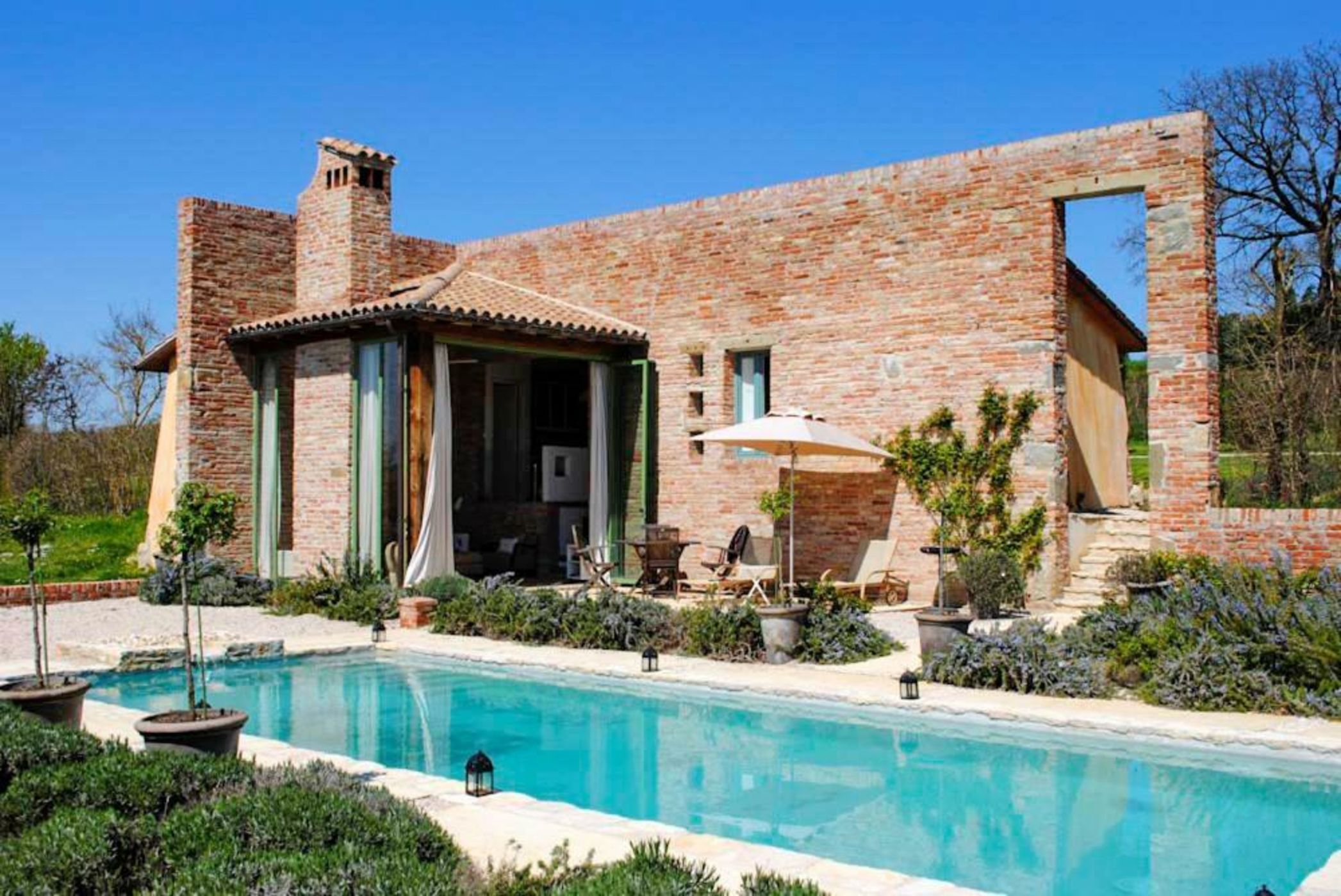 Fontelunga Villa Sleeps 6 with Pool and Air Con
