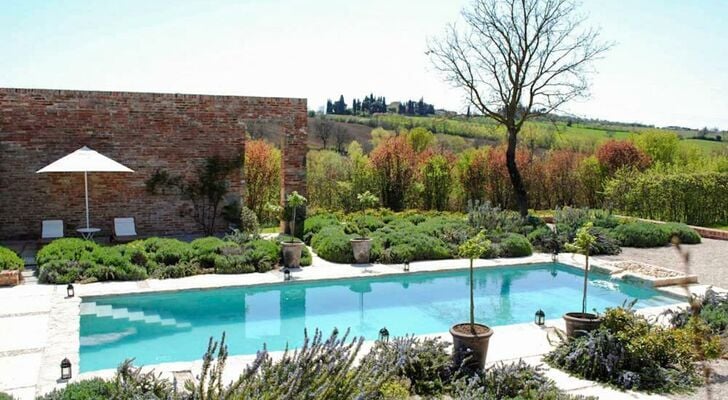 Fontelunga Villa Sleeps 6 with Pool and Air Con