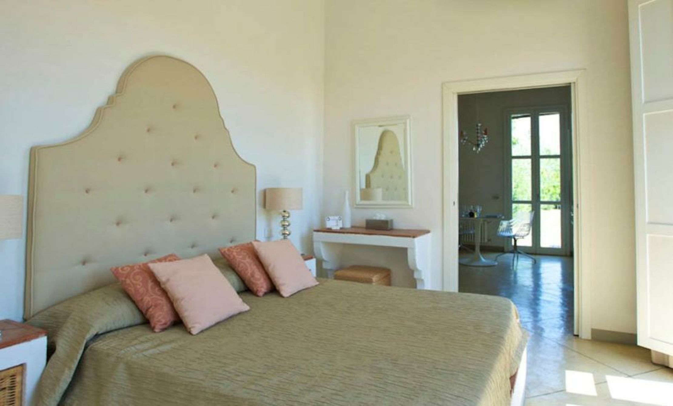 Fontelunga Villa Sleeps 6 with Pool and Air Con