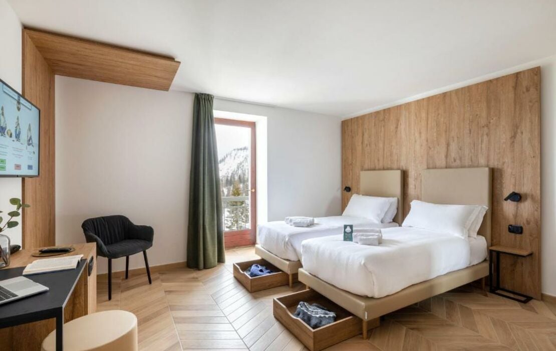 b-b-hotel-passo-tre-croci-cortina-a-design-boutique-hotel-cortina-d