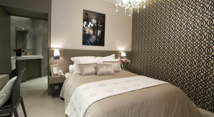 Roi de Sicile - Rivoli -- Luxury apartment hotel