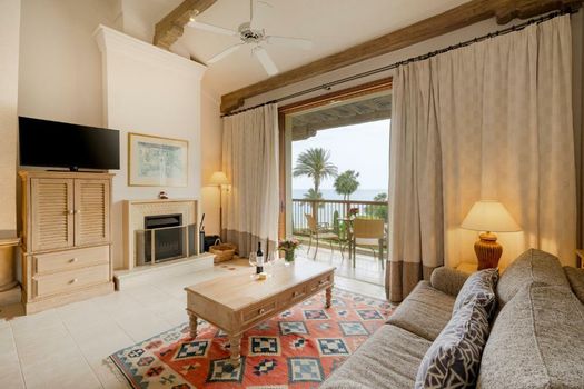 Columbia Beach Resort