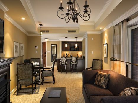 Oak Bay Beach Hotel