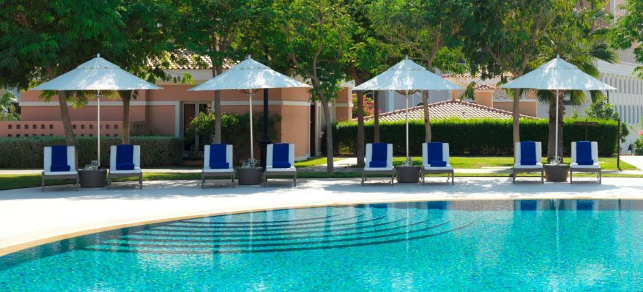 The Ritz-Carlton Abu Dhabi, Grand Canal