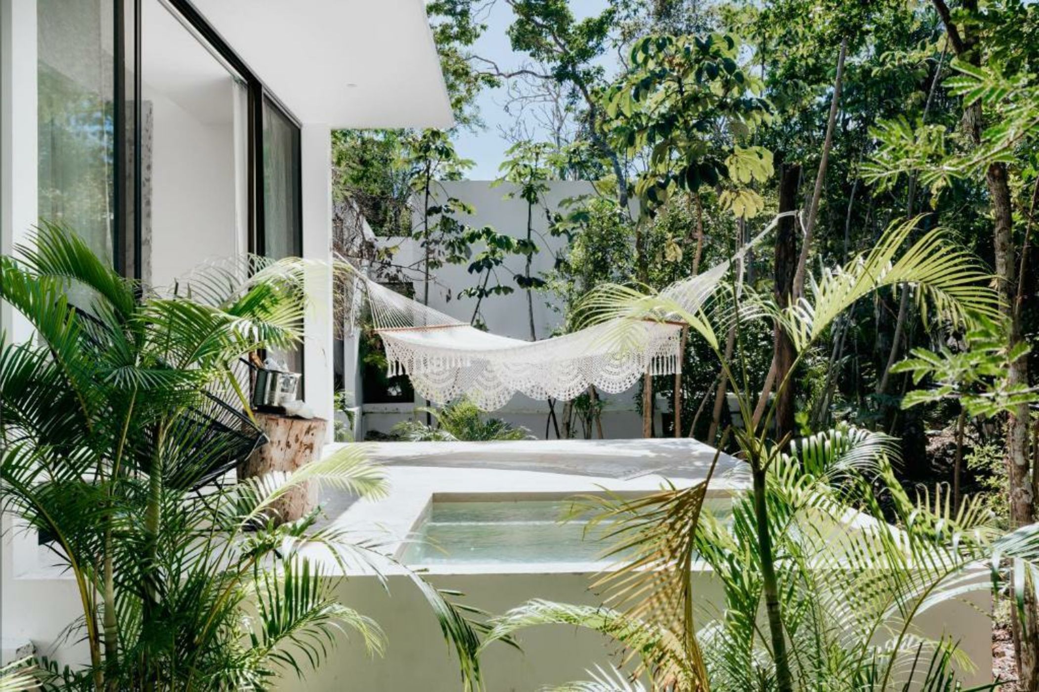 Jungle Lodge Boutique Hotel