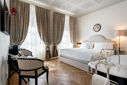 Corte Calzaiuoli Elegant Suites