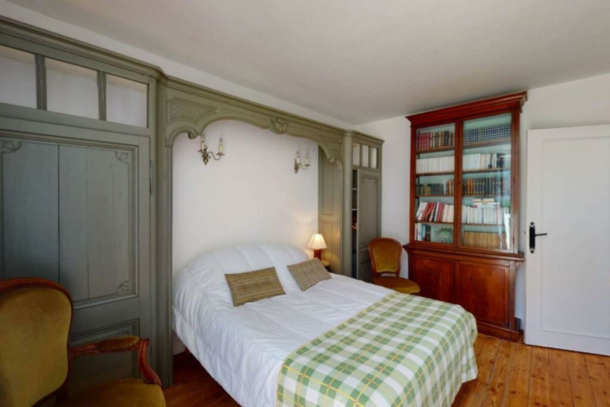 Le Vieux Colombier, 4 étoiles Face mer SPA OPTION billard accès plage, société La clef decamp