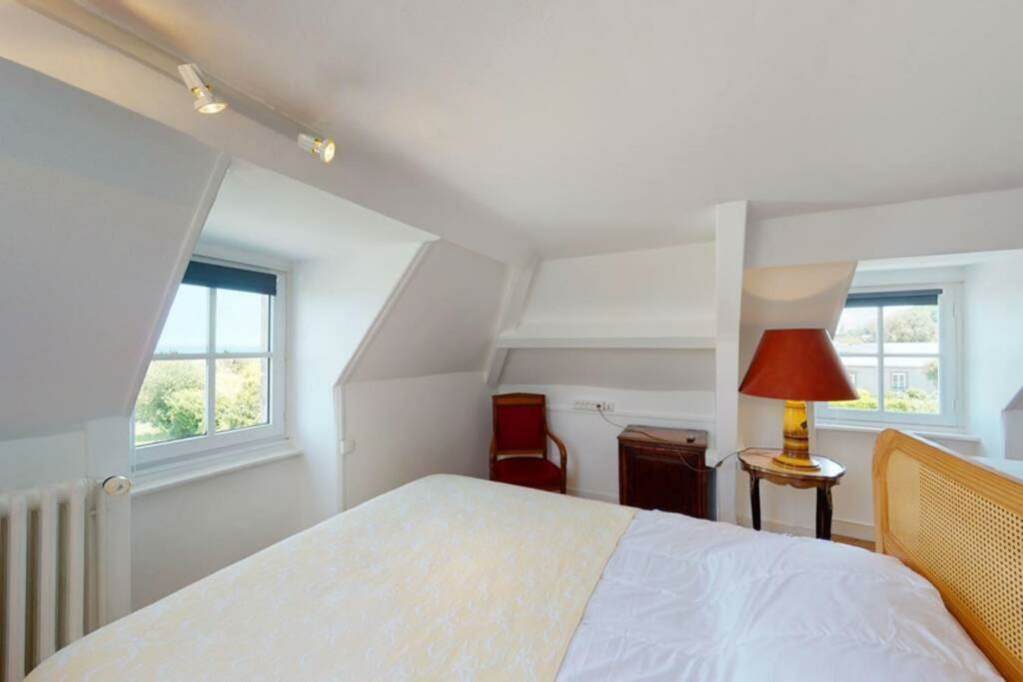 Le Vieux Colombier, 4 étoiles Face mer SPA OPTION billard accès plage, société La clef decamp