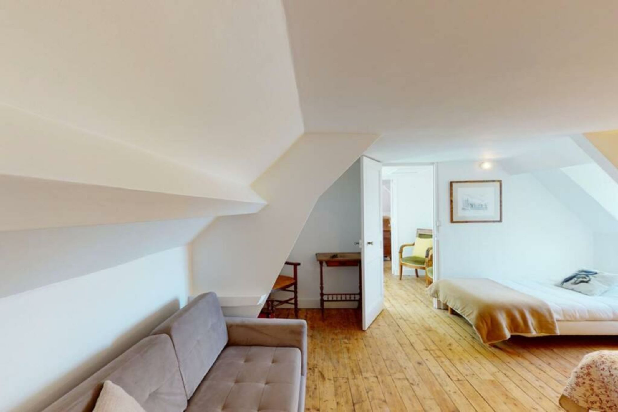 Le Vieux Colombier, 4 étoiles Face mer SPA OPTION billard accès plage, société La clef decamp