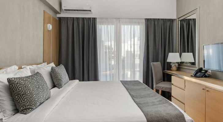 Athens Warehouse Boutique Hotel & Suites