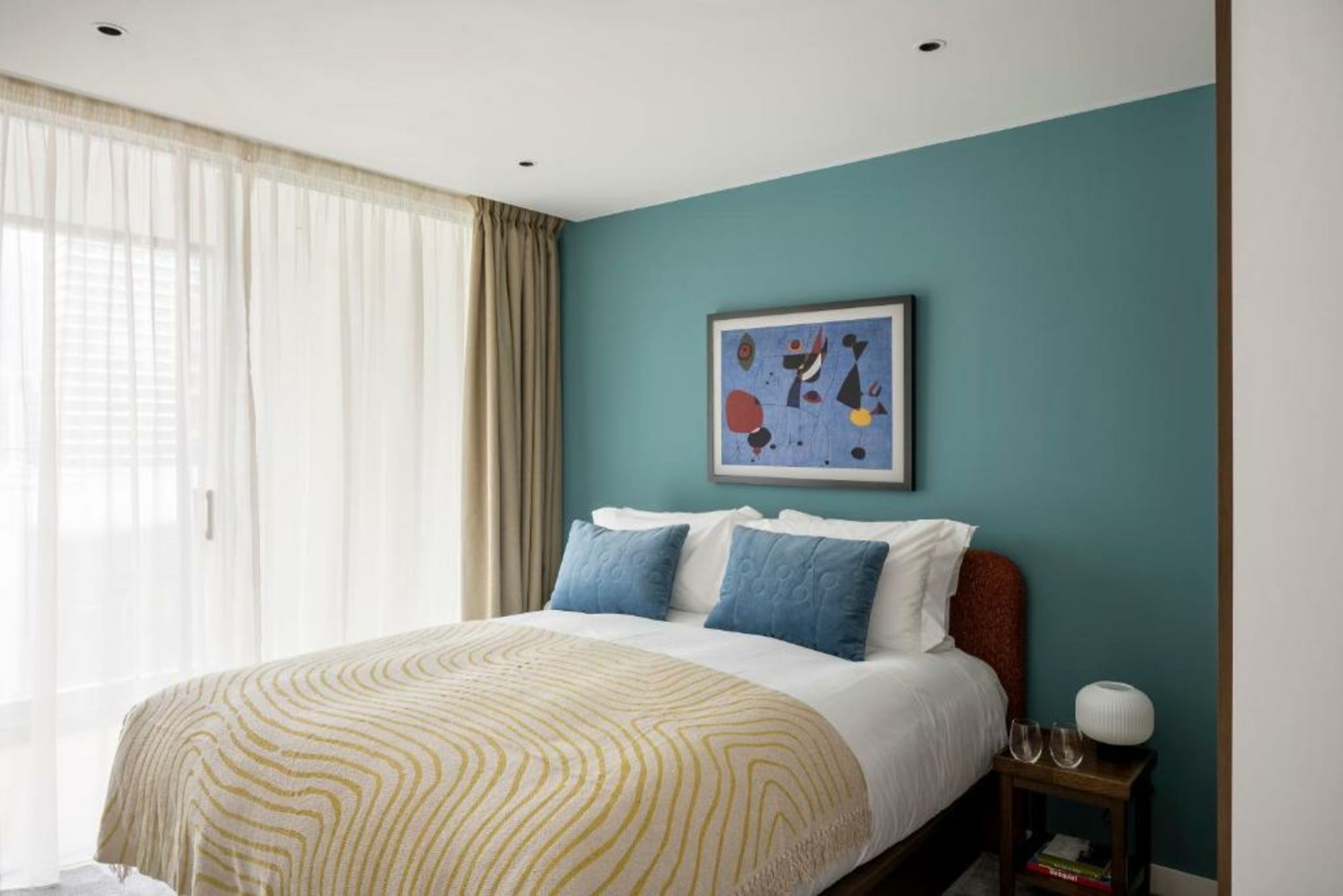 Cove Landmark Pinnacle