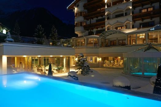 Hotel Trofana Royal