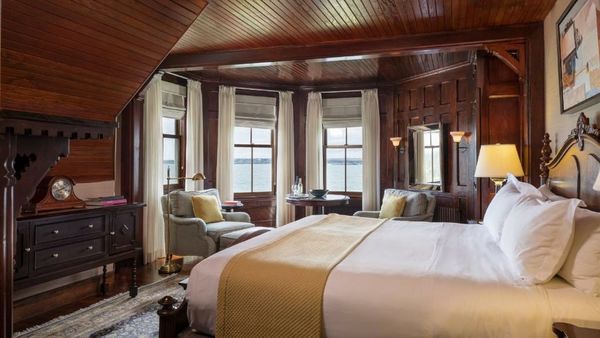 Castle Hill Inn