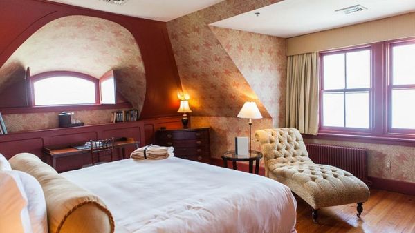 Castle Hill Inn