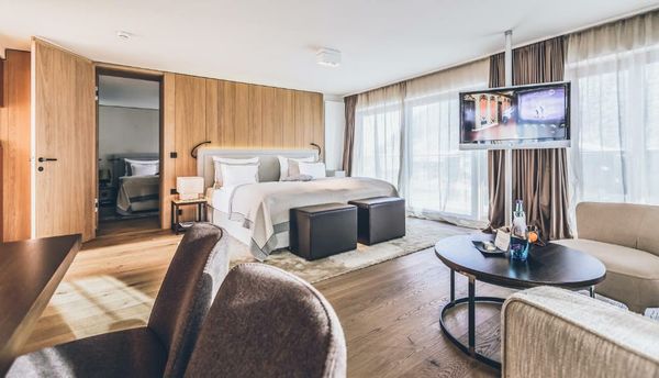 Elizabeth Arthotel