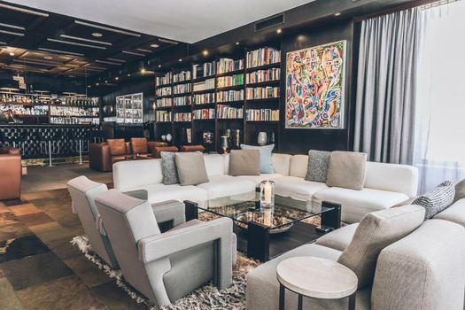 Elizabeth Arthotel