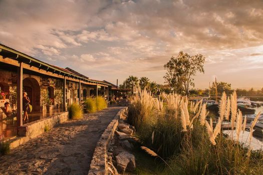 Narbona Wine Lodge