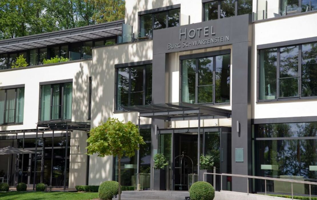 Relais & Châteaux Hotel Burg Schwarzenstein
