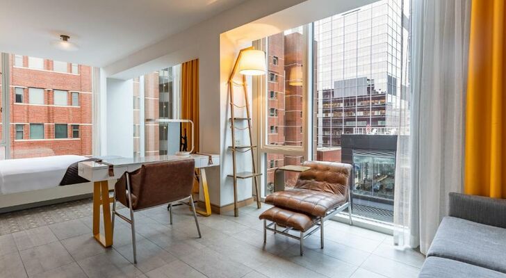 The Envoy Hotel, Autograph Collection