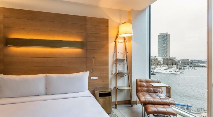 The Envoy Hotel, Autograph Collection