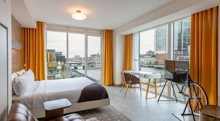 The Envoy Hotel, Autograph Collection