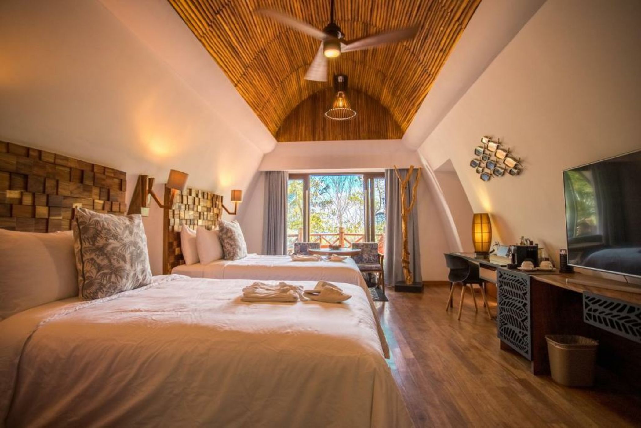 Mia Bacalar Luxury Resort & Spa