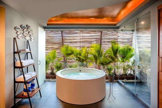 Mia Bacalar Luxury Resort & Spa
