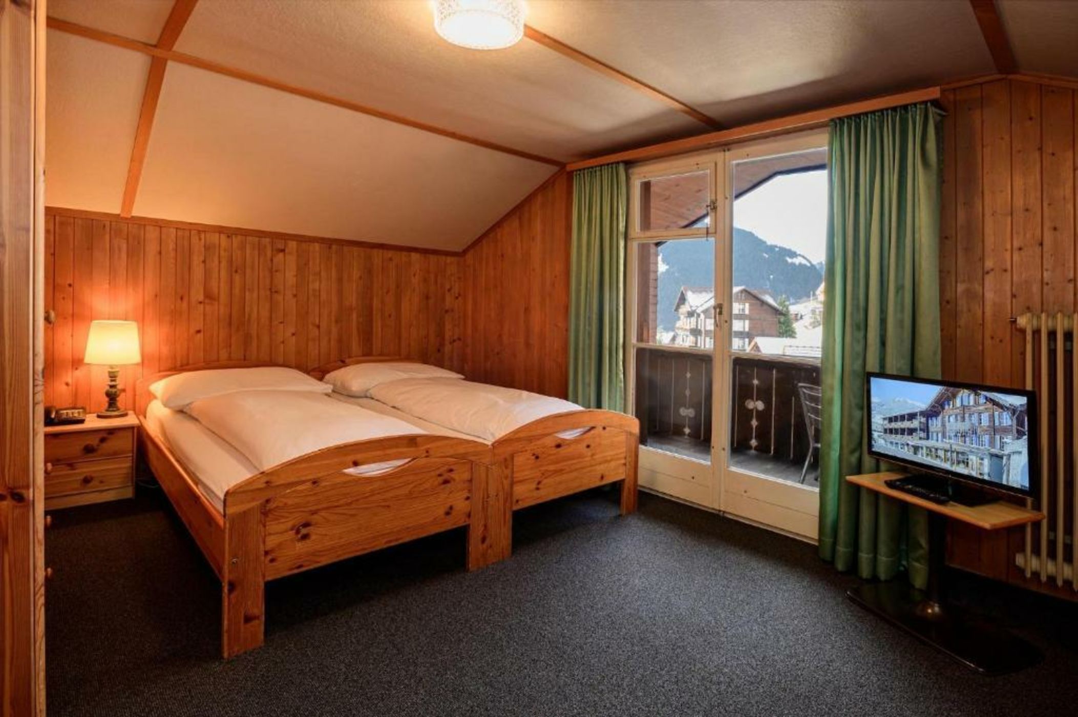 Jungfrau Lodge, Swiss Mountain Hotel
