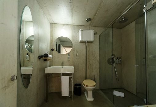 Zero Box Lodge Porto