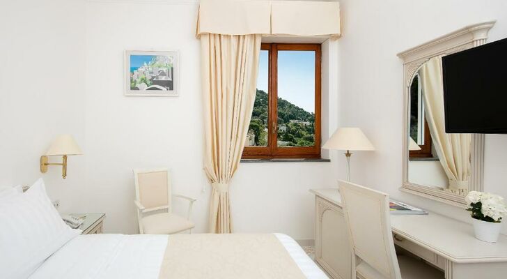 Hotel Syrene