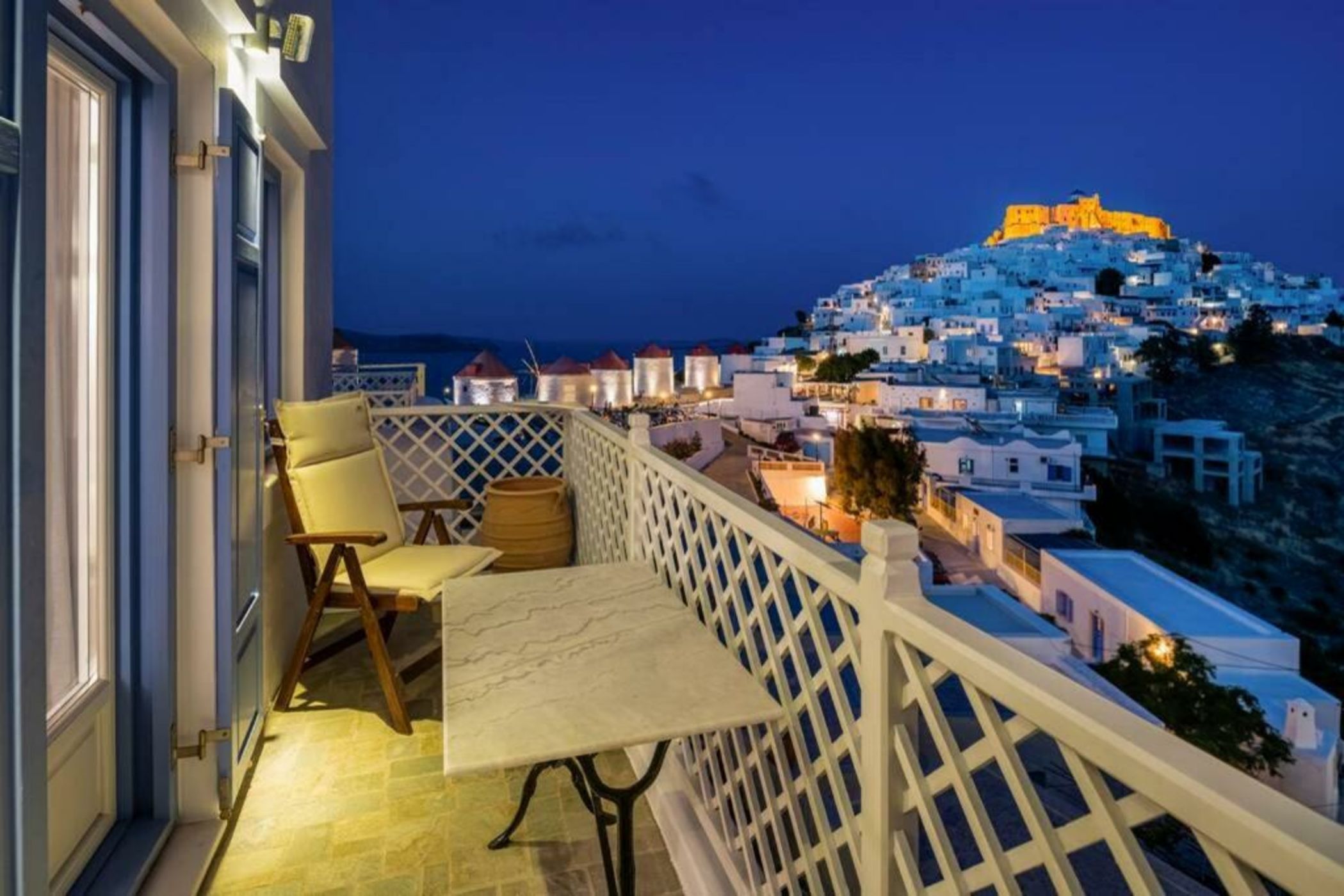 Luxury Apartment in the Heart of Astypalaia