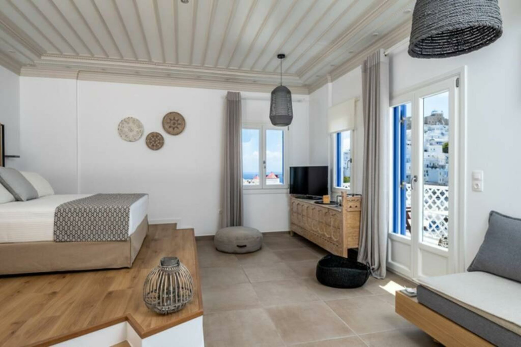 Luxury Apartment in the Heart of Astypalaia