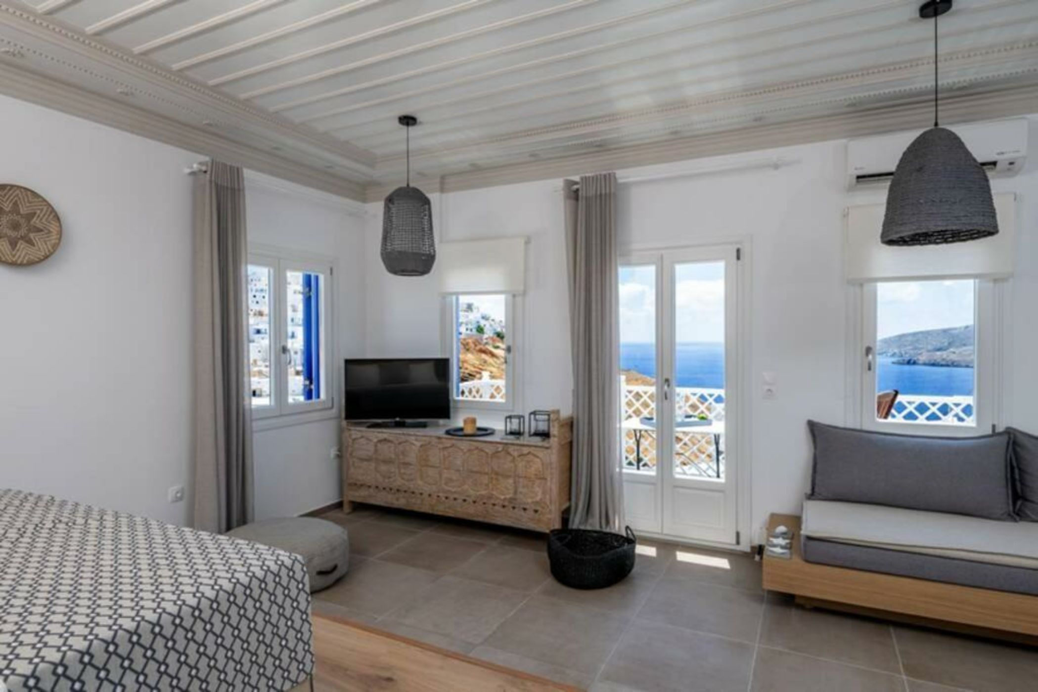 Luxury Apartment in the Heart of Astypalaia