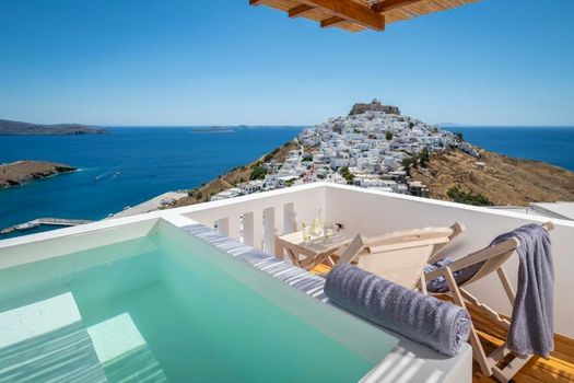 Oneiro Luxury Suites