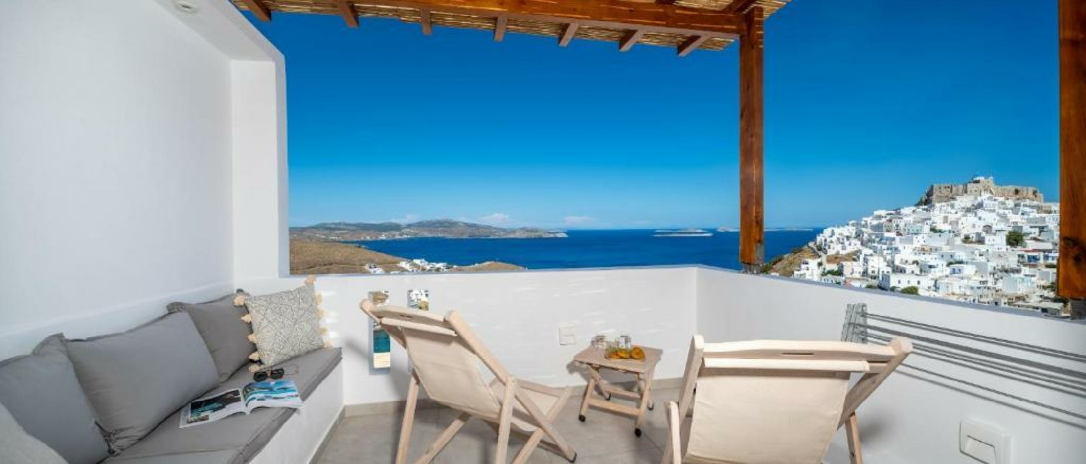 Oneiro Luxury Suites