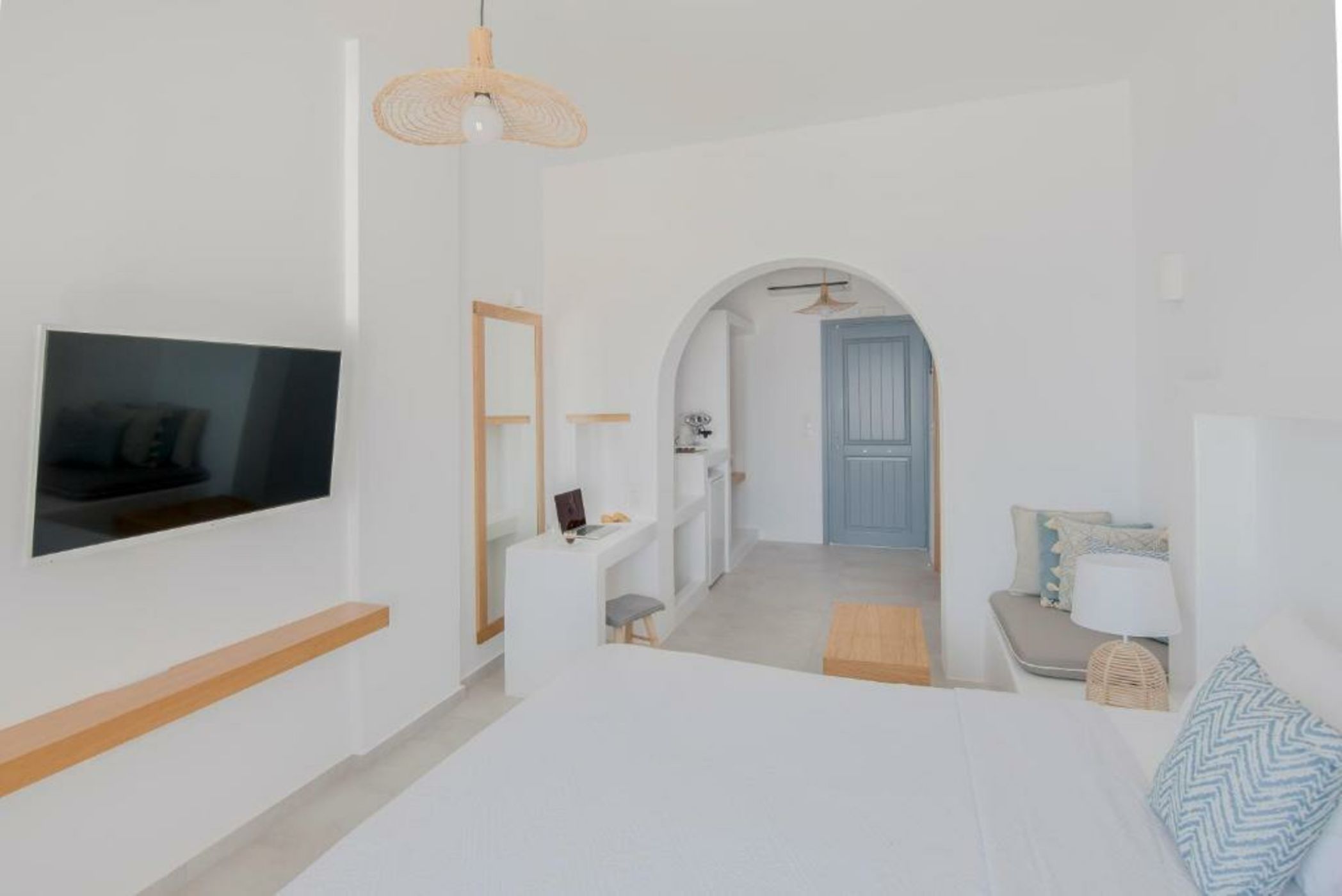 Oneiro Luxury Suites