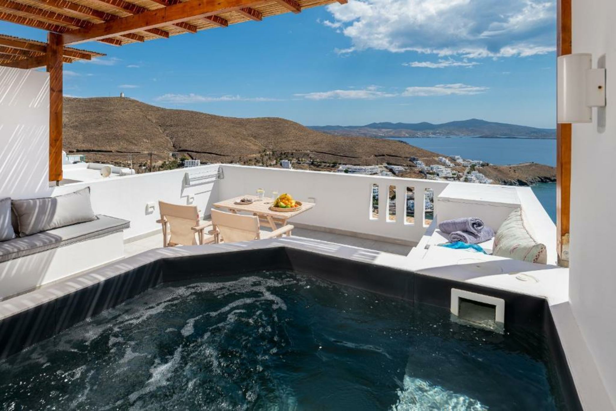 Oneiro Luxury Suites