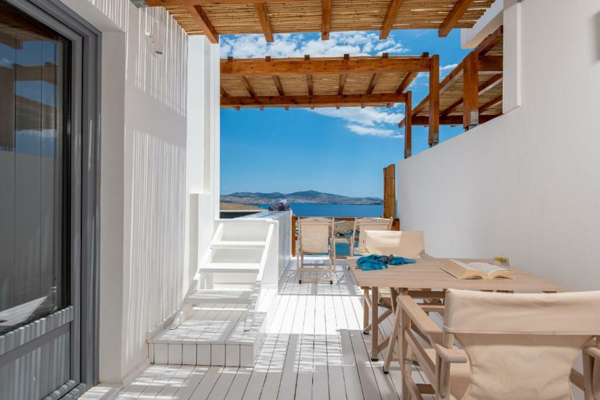 Oneiro Luxury Suites