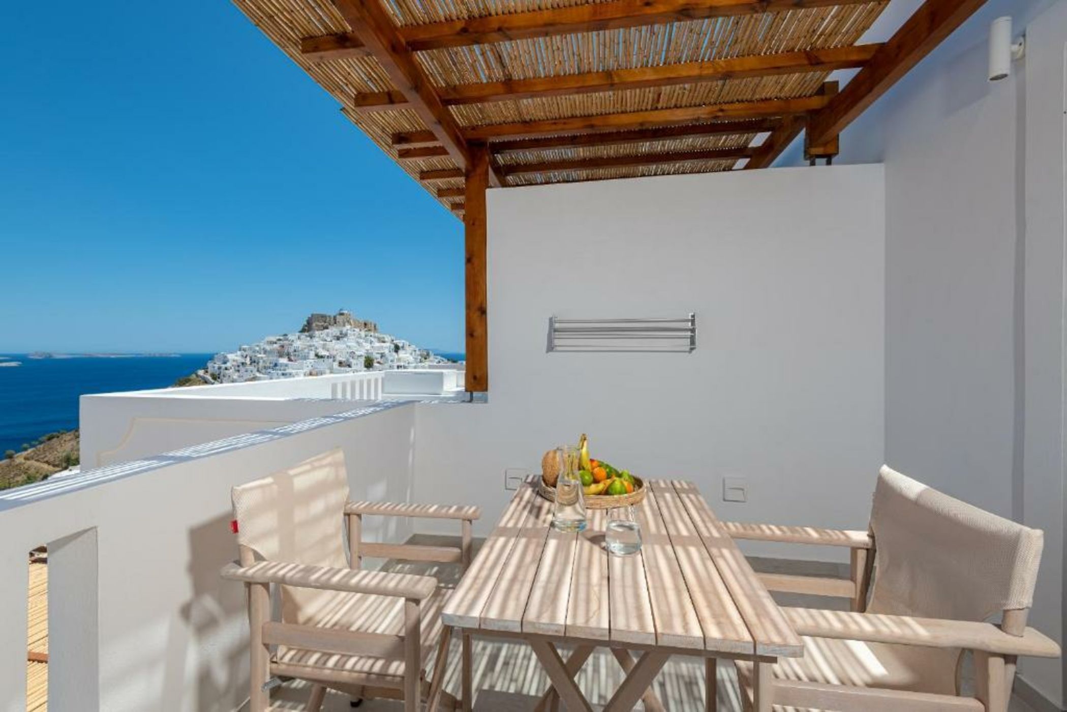 Oneiro Luxury Suites