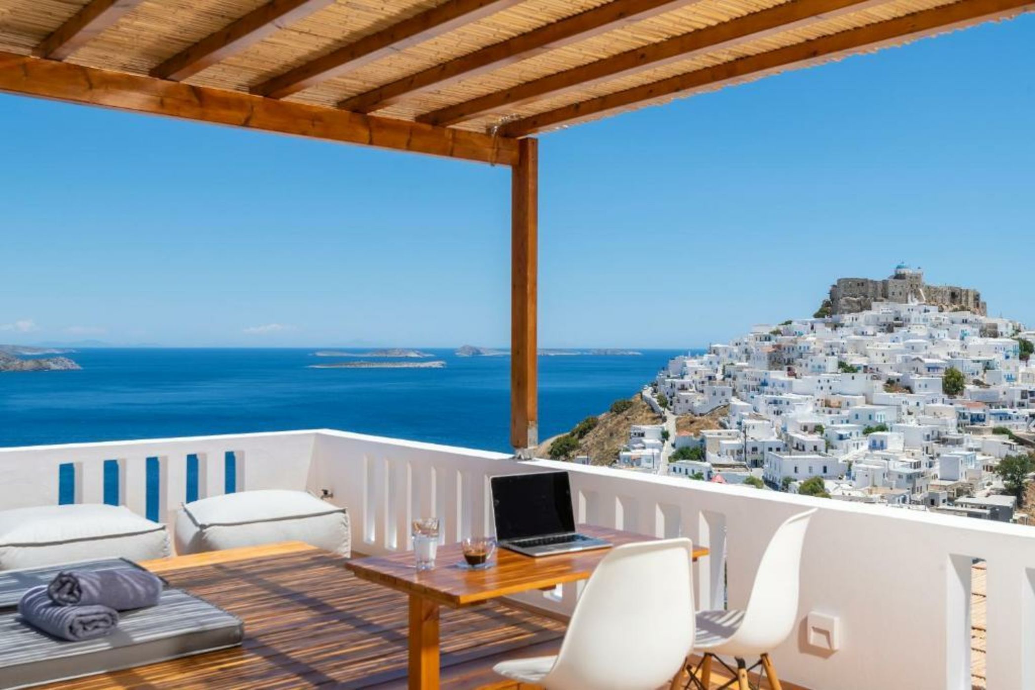 Oneiro Luxury Suites