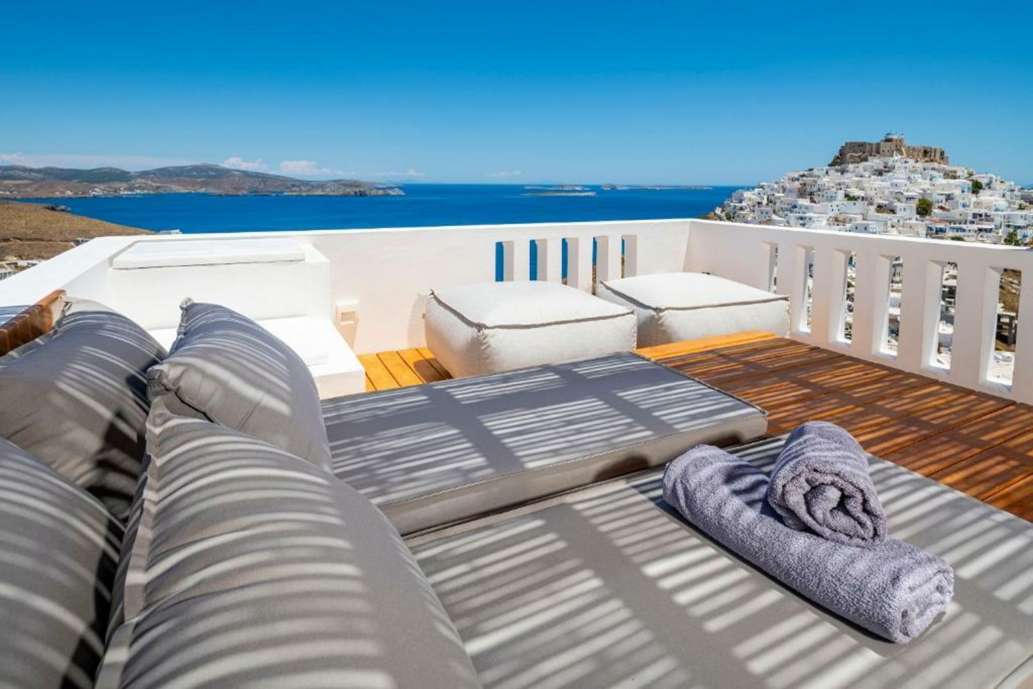 Oneiro Luxury Suites