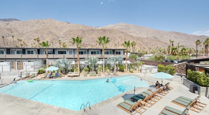 Sonder V Palm Springs