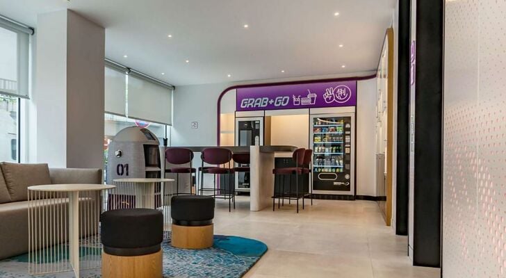 YOTEL Porto