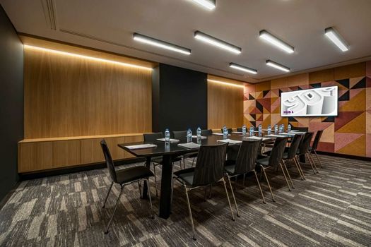 YOTEL Porto
