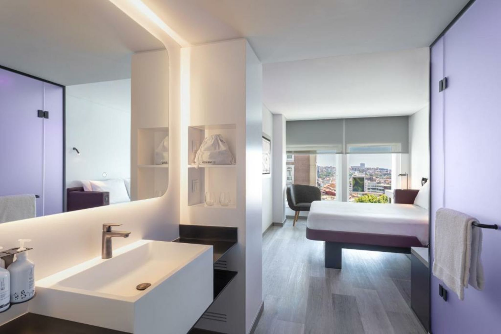 YOTEL Porto
